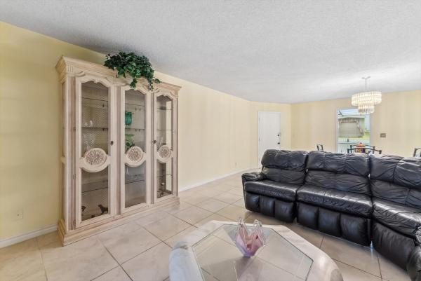 Trails End Villas, 10821 N Military Trl #19, Palm Beach Gardens, Florida 33410, image 1