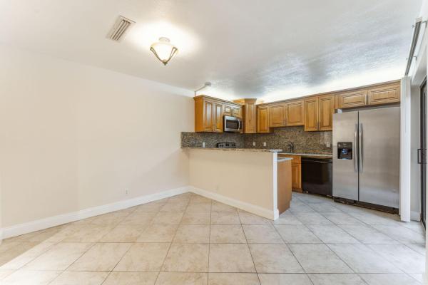 Waterside Estates, 2438 Waterside Dr, Lake Worth, Florida 33461, image 3