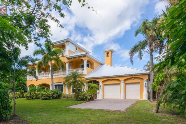 Fort Pierce Residential, 8053 S Indian River Dr, Fort Pierce, Florida 34982, image 1