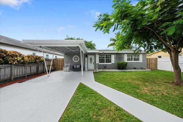 Bonnyview, 943 Charles St, West Palm Beach, Florida 33401, image 1