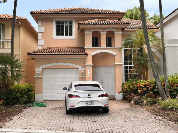 St Tropez At Doral Isles, 6661 NW 107th Ct, Doral, Florida 33178, image 1