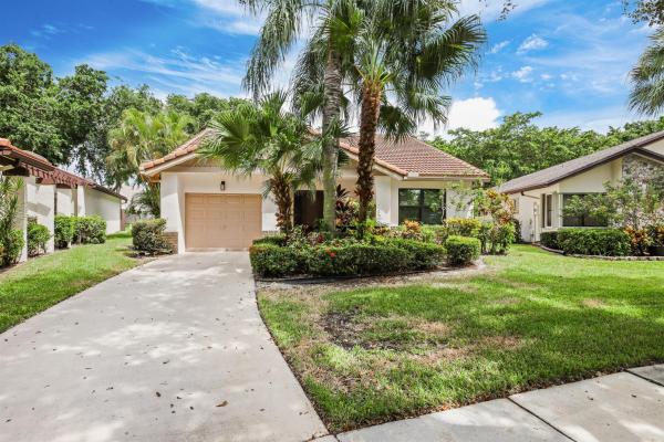 Fairmont Place, 4792 Boxwood Cir, Boynton Beach, Florida 33436, image 1