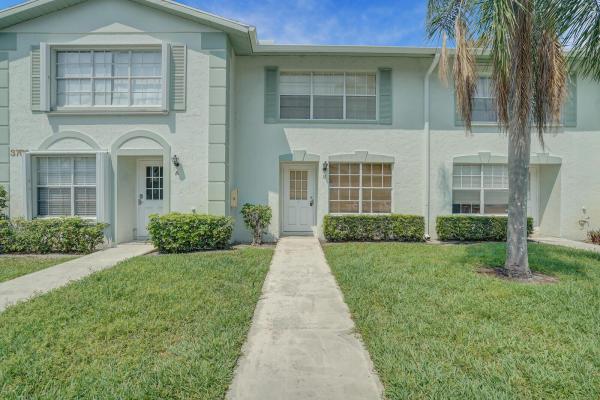 The Palm Club West Village, 3709 Savoy Ln #B, West Palm Beach, Florida 33417, image 1