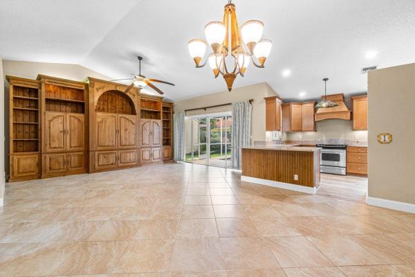 Siena Oaks, 1091 Roble Way, Palm Beach Gardens, Florida 33410, image 3