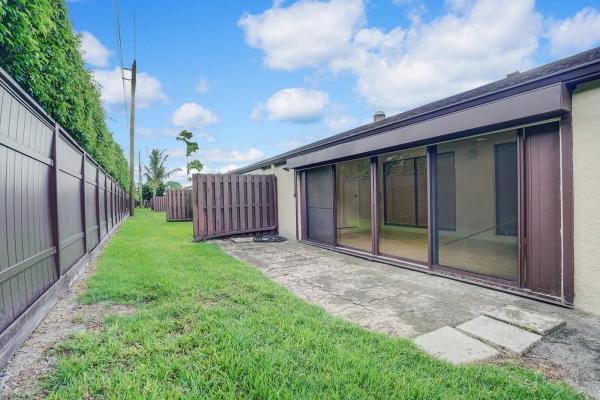 Pine Ridge North 2, 620 Sea Pine Way #A, Greenacres, Florida 33415, image 1