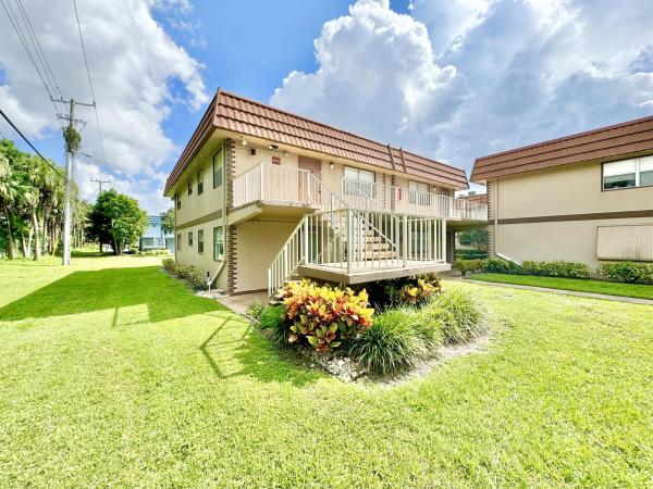 336 Brittany G, Delray Beach, Florida 33446, image 1