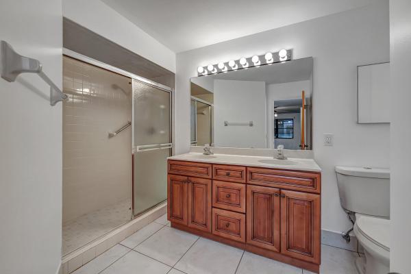 Key Colony Townhouses, 2050 Colonial Rd #6, Fort Pierce, Florida 34950, image 2