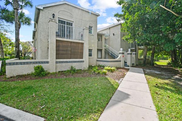 Evergreen At Port St Lucie, 1602 SE Green Acres Cir #204, Port St. Lucie, Florida 34952, image 2