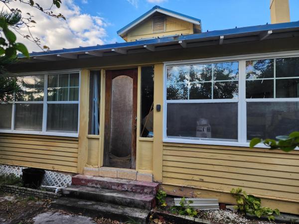 Tucker Terrace, 1906 Easter Ave, Fort Pierce, Florida 34950, image 1