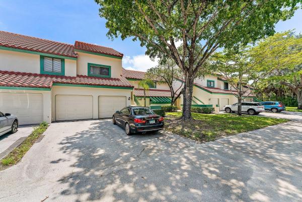 Lexington Green, 17 Lexington Ln #F, Palm Beach Gardens, Florida 33418, image 1
