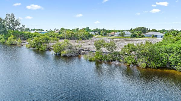 Southbend Lakes Estates, 2803 SE Peru St, Port St. Lucie, Florida 34984, image 2