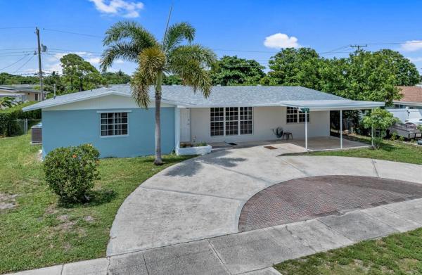 Lantana Heights, 1415 W Bloxham St, Lantana, Florida 33462, image 1