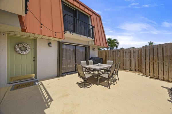 Sandalwood At Meridian Park, 3157 Gardens East Dr #D, Palm Beach Gardens, Florida 33410, image 1