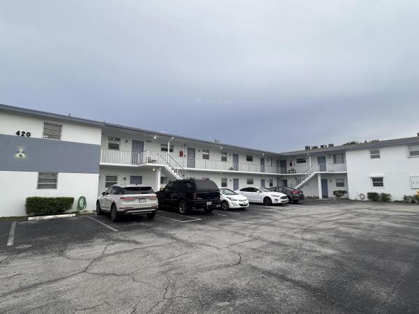 Four Palms, 420 W Palm St #27, Lantana, Florida 33462, image 1
