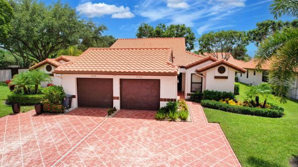Huntington Pointe, 6102 Sunny Pointe Cir, Delray Beach, Florida 33484, image 1