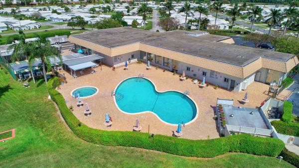 Leisureville Golf View North, 300 SW Golfview Ter #137, Boynton Beach, Florida 33426, image 1