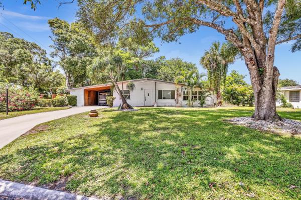 Pioneer Park, 3041 Pioneer Cir, Fort Pierce, Florida 34982, image 1