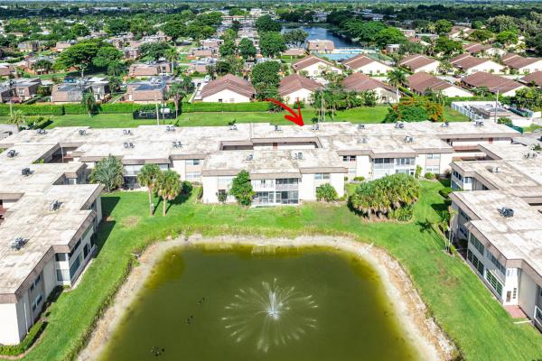 Lakeside Village, 500 Davis Rd #37, Palm Springs, Florida 33461, image 1