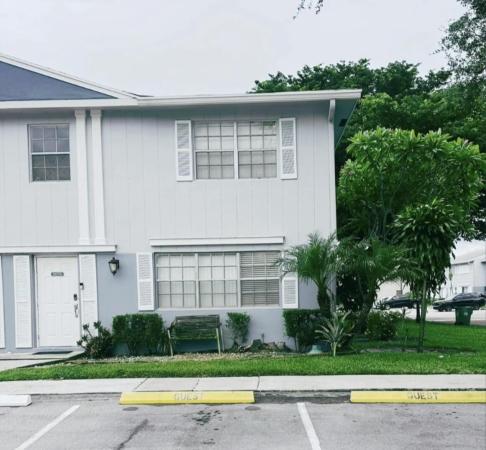 Arrowhead Golf & Tennis Club, 8070 SW 18th Ct #4-9, Fort Lauderdale, Florida 33324, image 1