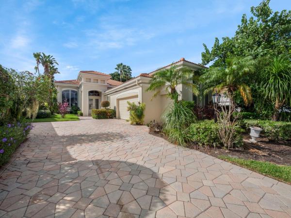 Cayman Isle, 262 Isle Way, Palm Beach Gardens, Florida 33418, image 1