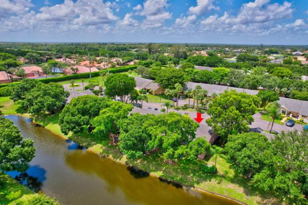 The Villas Of Waterberry, 10958 Lake Front Pl, Boca Raton, Florida 33498, image 2