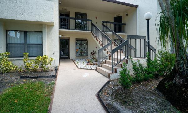3341 Perimeter Dr, Greenacres, Florida 33467, image 3