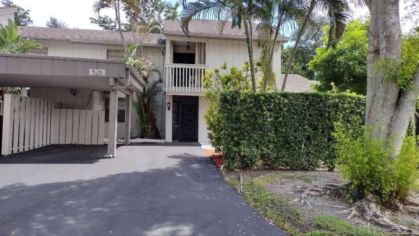 Wildwood Of Deer Creek, 526 Deer Creek Wildwood Ln #E, Deerfield Beach, Florida 33442, image 1