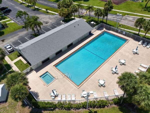 The Palm Club West Village, 3618 Alder Dr #F1, West Palm Beach, Florida 33417, image 1