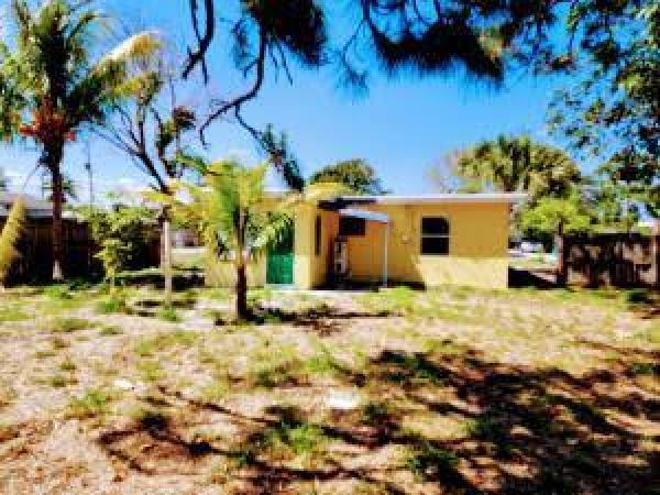 Laurel Hills, 830 NW 4th Ave, Boynton Beach, Florida 33426, image 1