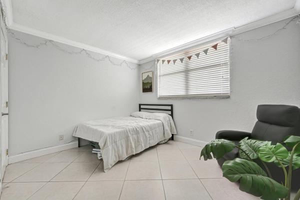 Lake Emerald, 110 Lake Emerald Dr #407, Oakland Park, Florida 33309, image 1