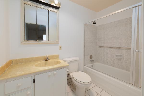 Fernley 2 At Cresthaven Townhomes, 5725 Fernley Dr E #26, West Palm Beach, Florida 33415, image 1