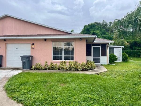 The Courts At Boynton Place, 10390 Boynton Place Cir, Boynton Beach, Florida 33437, image 1