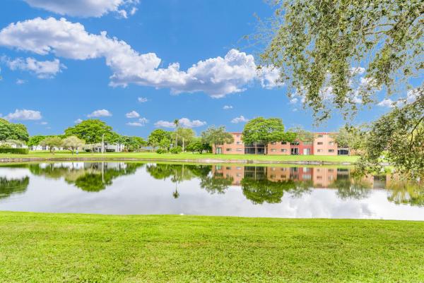 Watersedge At Lakes Of Delray, 5550 Witney Dr #103, Delray Beach, Florida 33484, image 1