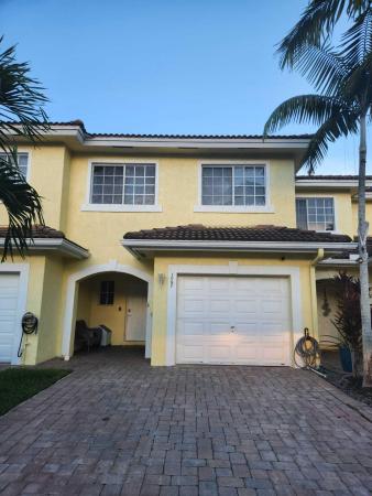 Independence Cove, 1067 Imperial Lake Rd, West Palm Beach, Florida 33413, image 1
