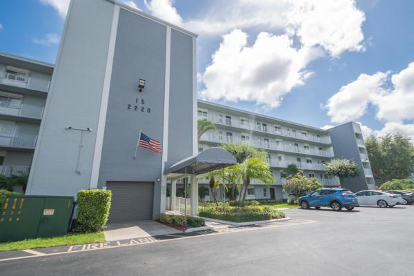 Olympic Pointe At Cypress Bend, 2220 N Cypress Bend Dr #508, Pompano Beach, Florida 33069, image 1