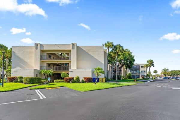 Oliveleaf At Las Verdes, 5190 Las Verdes 121st Cir #121, Delray Beach, Florida 33484, image 1