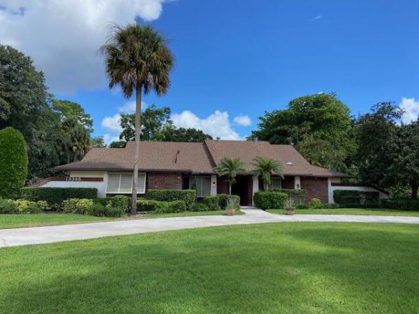 Pinewood Of Wellington, 13365 Doubletree Cir, Wellington, Florida 33414, image 1