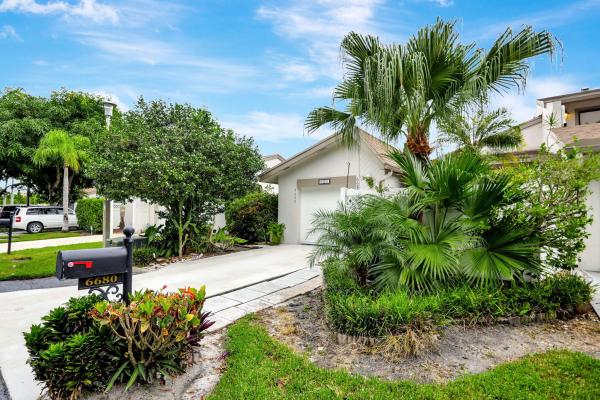 Canary Palm Club, 6680 Canary Palm Cir, Boca Raton, Florida 33433, image 1