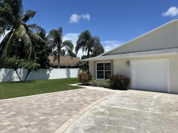 The Courts At Boynton Place, 10317 Boynton Place Cir, Boynton Beach, Florida 33437, image 1