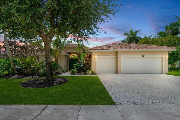 Emerald Pointe, 11715 Waterbend Ct, Wellington, Florida 33414, image 1