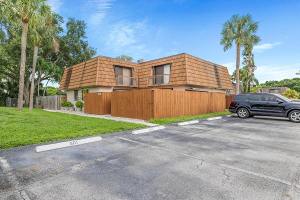 Lake Colony, 4043 Palm Bay Cir #C, West Palm Beach, Florida 33406, image 1