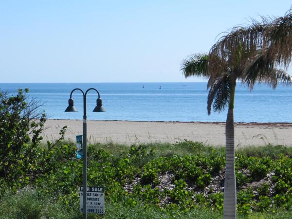 Avalon Beach Club, 355 S Ocean Dr #304, Fort Pierce, Florida 34949, image 1