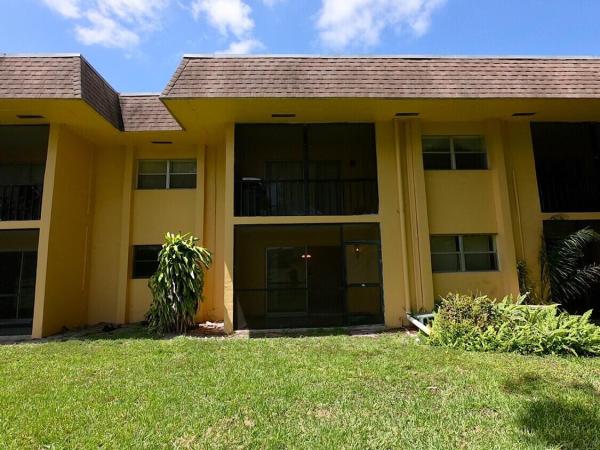 Versailles Gardens, 7831 N Colony Cir #201, Tamarac, Florida 33321, image 1