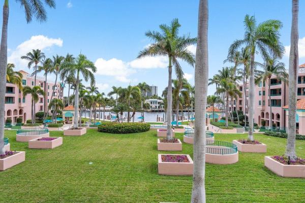 Mizner Court, 140 SE 5th Ave #339, Boca Raton, Florida 33432, image 1