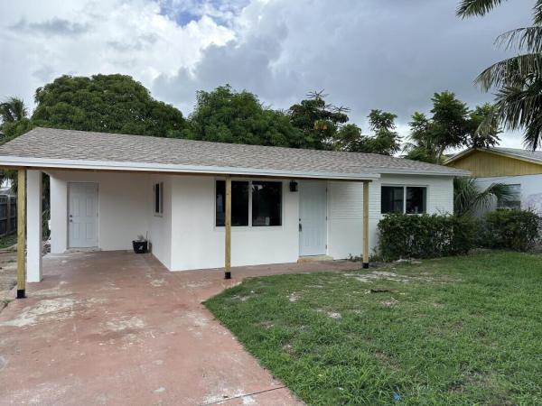 Cherry Hills, 423 NW 10th Ave, Boynton Beach, Florida 33435, image 1