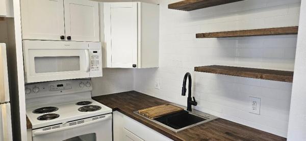 Sterling Village, 880 W Horizons #111, Boynton Beach, Florida 33435, image 3