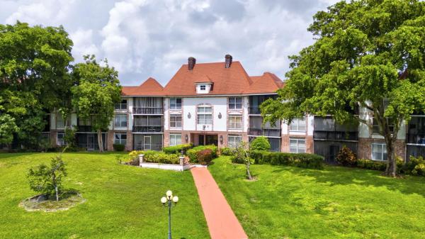International Village At Inverrary, 3650 Inverrary Dr #1b, Lauderhill, Florida 33319, image 1