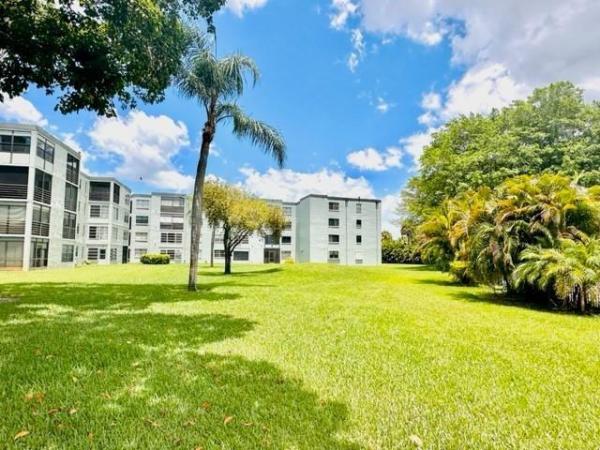Isle Of Boca Dunes, 9440 SW 8th St #412, Boca Raton, Florida 33428, image 1
