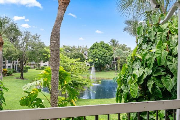 Tennis Lodges, 11863 Wimbledon Cir #512, Wellington, Florida 33414, image 1