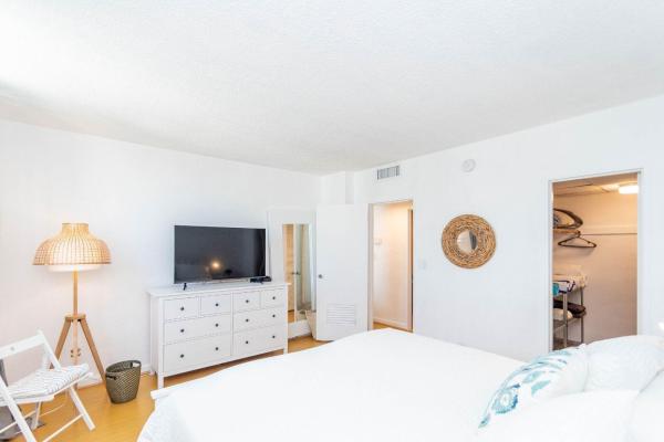 The Tides On Hollywood Beach, 3901 S Ocean Dr #14C, Hollywood, Florida 33019, image 3